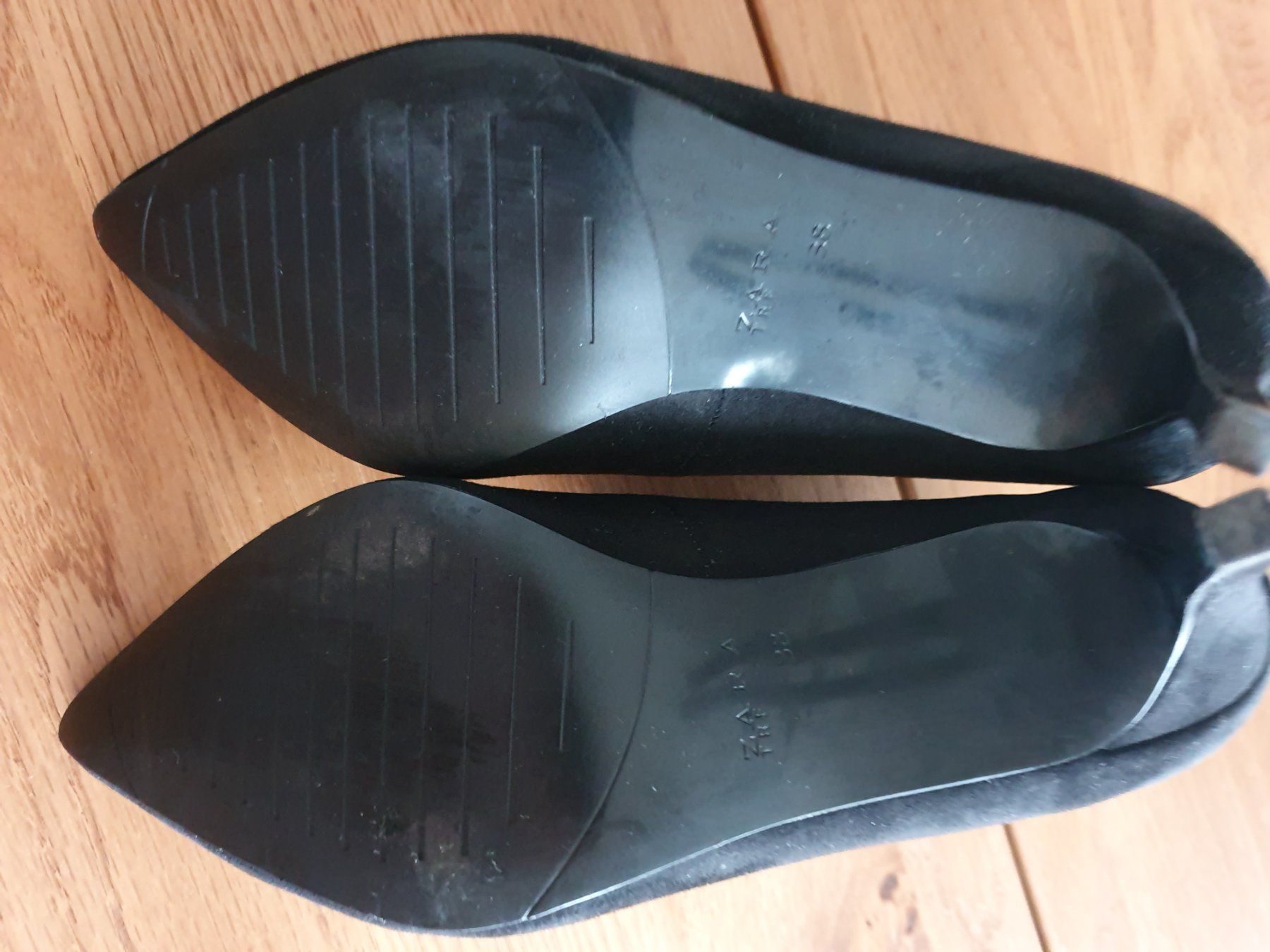 Zara Scarpe da donna: bottines Zara en daim chic élégant – Nuovo (secondo la descrizione) da Cheseaux sur Lausanne venduto da pan_skd5 9