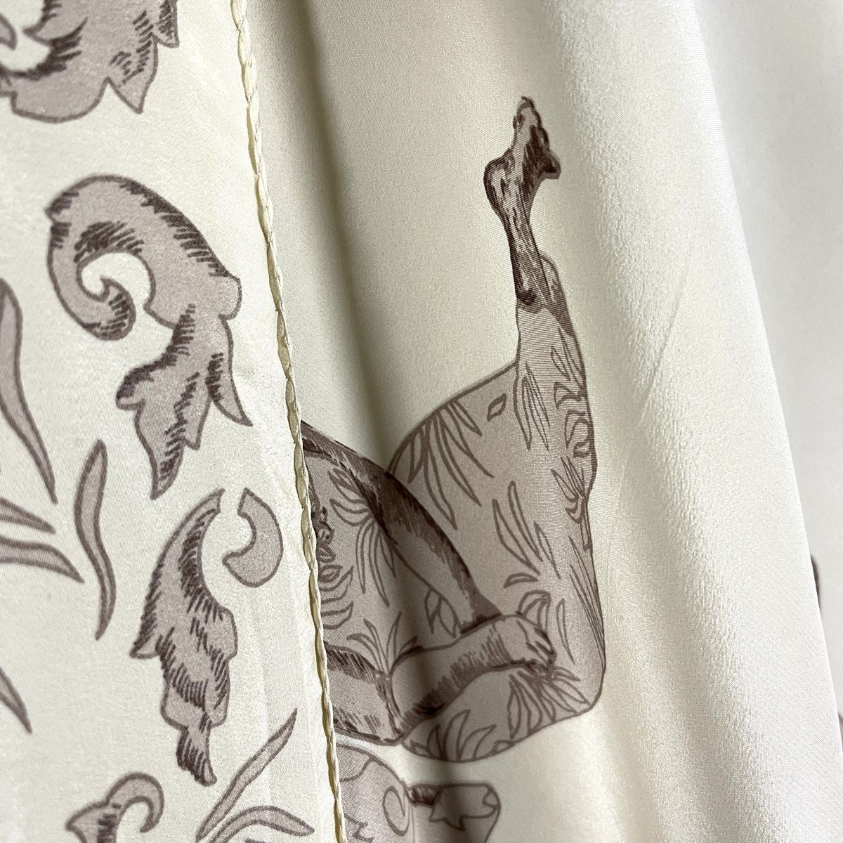 Foulard & Sciarpe: I BLUES Big Silk Scarf – Nuovo (secondo la descrizione) da Emmen venduto da Nightingale_2022 6