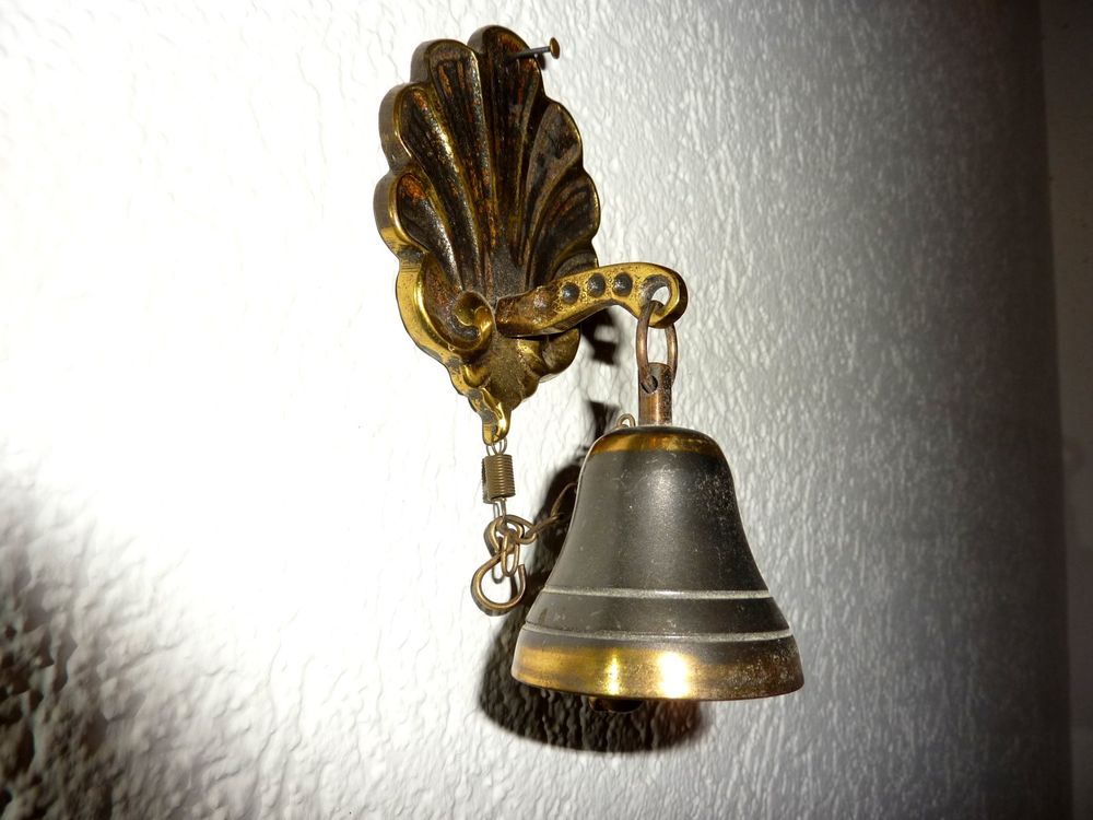 Antike Gusseisen-Glocke Für Wandmontage - Vintage Dinnerglocke Für Haus & Garten