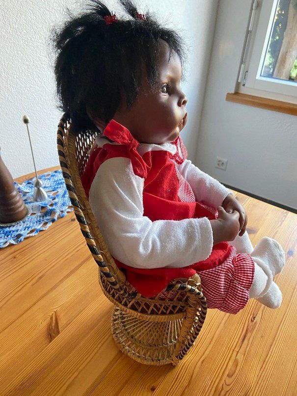 Reborn Bambole: Reborn Puppe inkl. Stuhl – Usato da Stüsslingen venduto da Fischermeitli 3