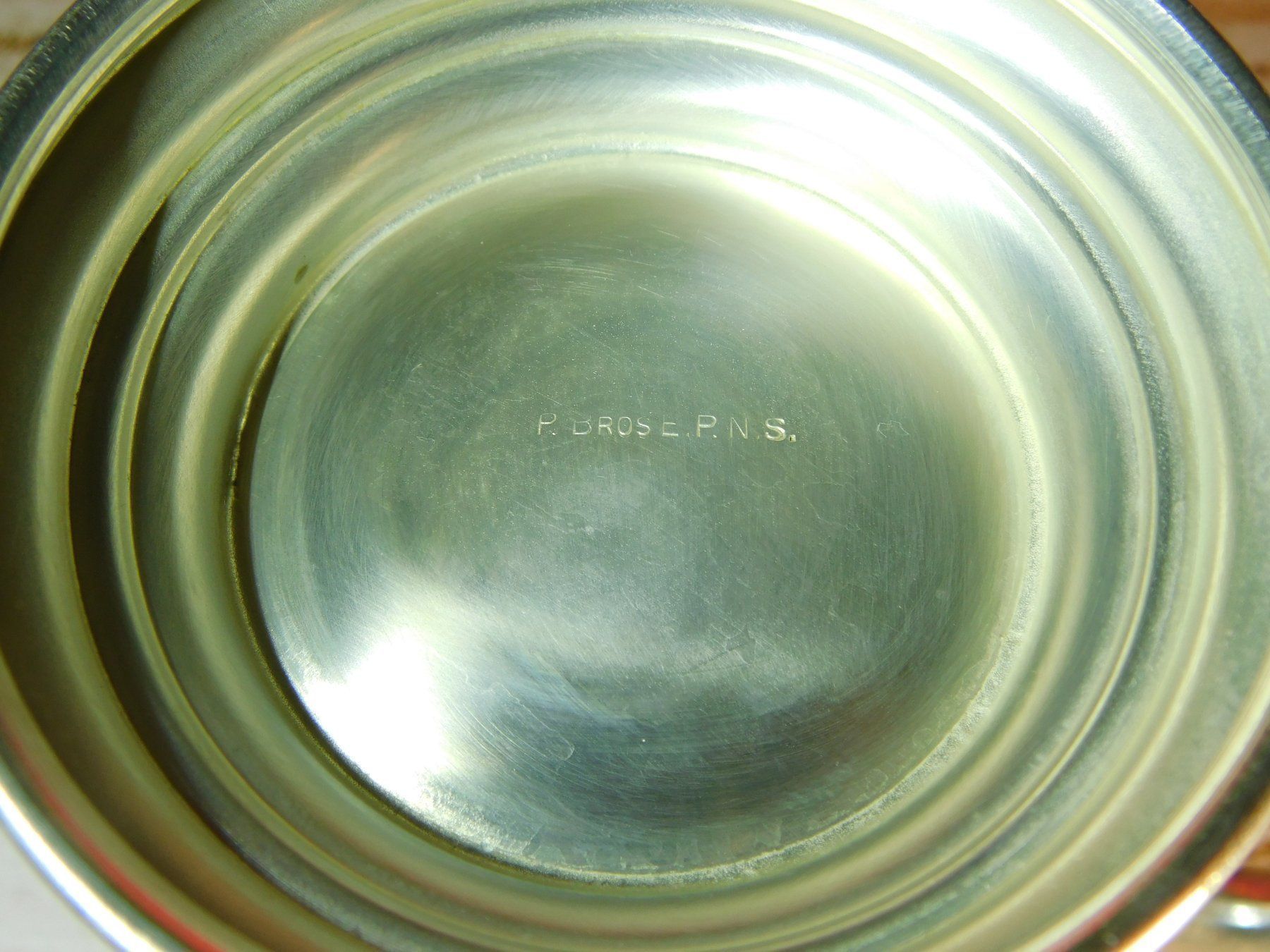 Sigg Tazze: 2 Becher Antik -Versilbert – Usato da Emmenbrücke venduto da Ulisse-22 2
