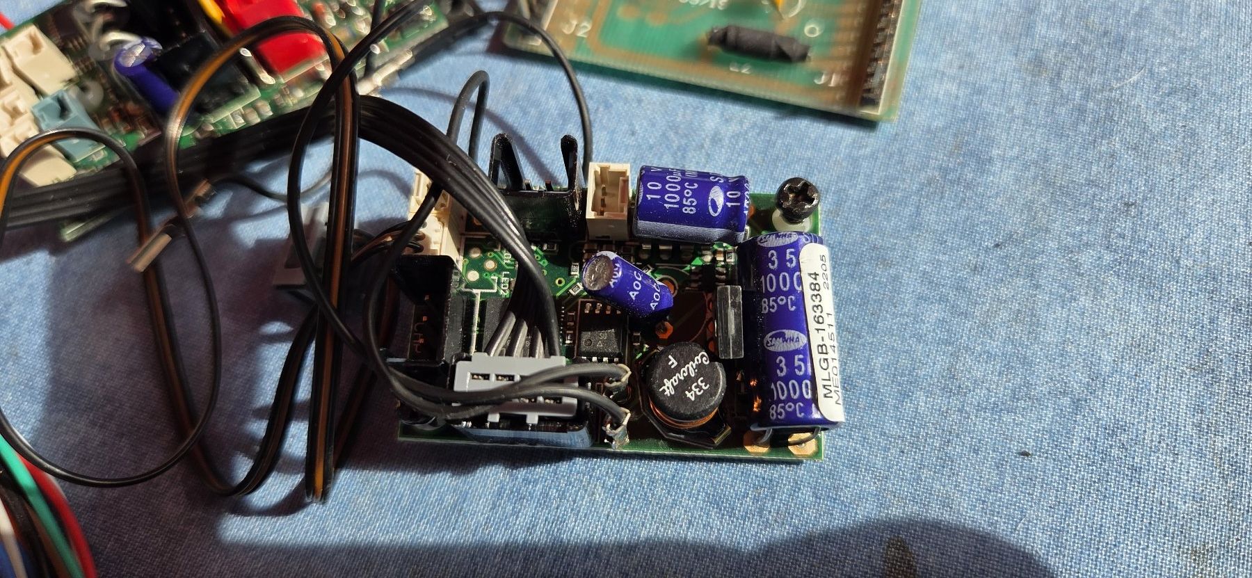 Modelleisenbahnen: Konvolut Elektronikmaterial – Gebraucht aus Solothurn von Traemlischliefer 5