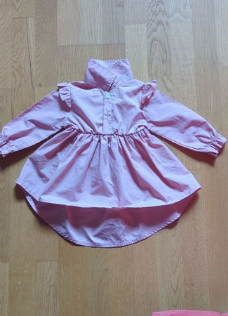 Süsses Mädchenkleid Gr. 6 bis 9. monat