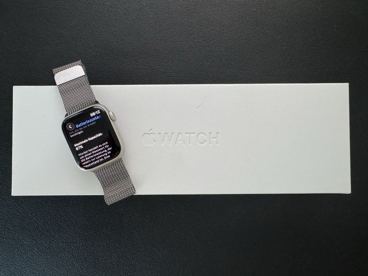 Apple Smartwatch: Apple Watch Series 9, 41mm Starlight – Usato da Dübendorf venduto da Tuly96 2