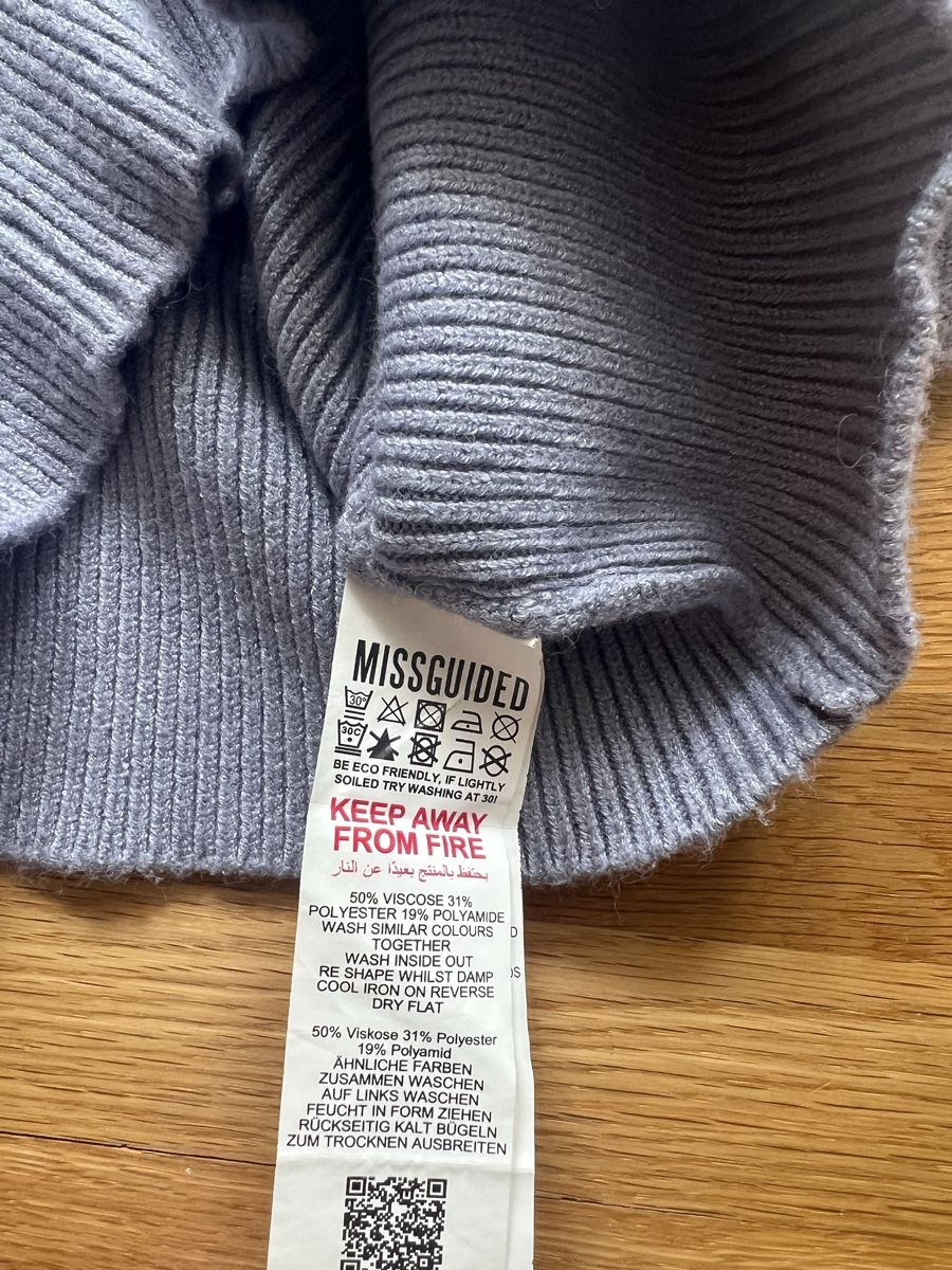 Top: Missguided Top – Nuovo (secondo la descrizione) da Bern venduto da lea_wf9x 3
