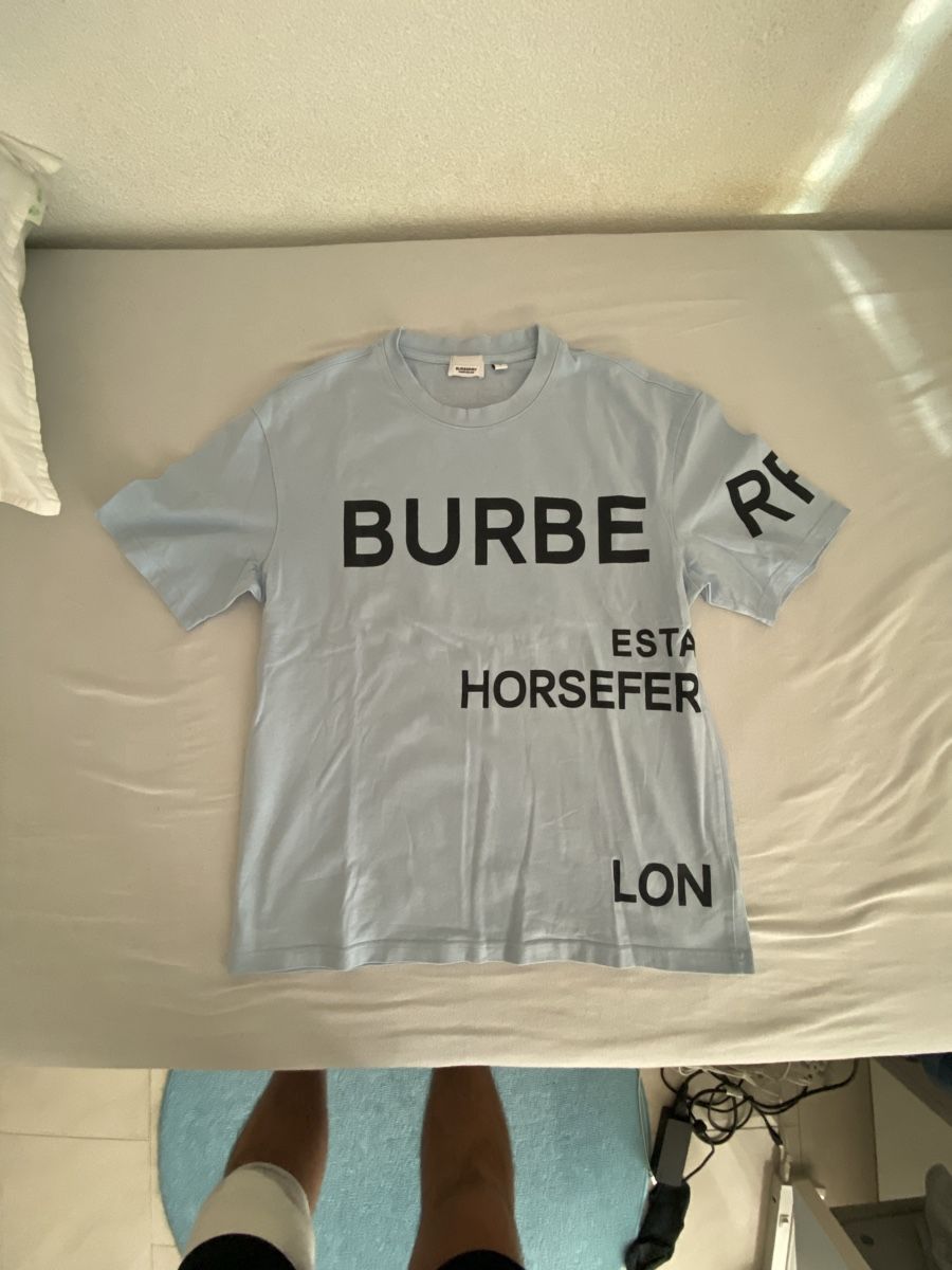 T-shirt: Tshirt  – Nuovo (secondo la descrizione) da Pratteln venduto da fra_rd8j