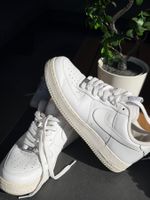 Nike Air Force 1 Sneaker weiss gebrauchter Zustand