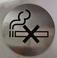 rundes  Edelstahl-Schild Nichtraucher, selbstklebend