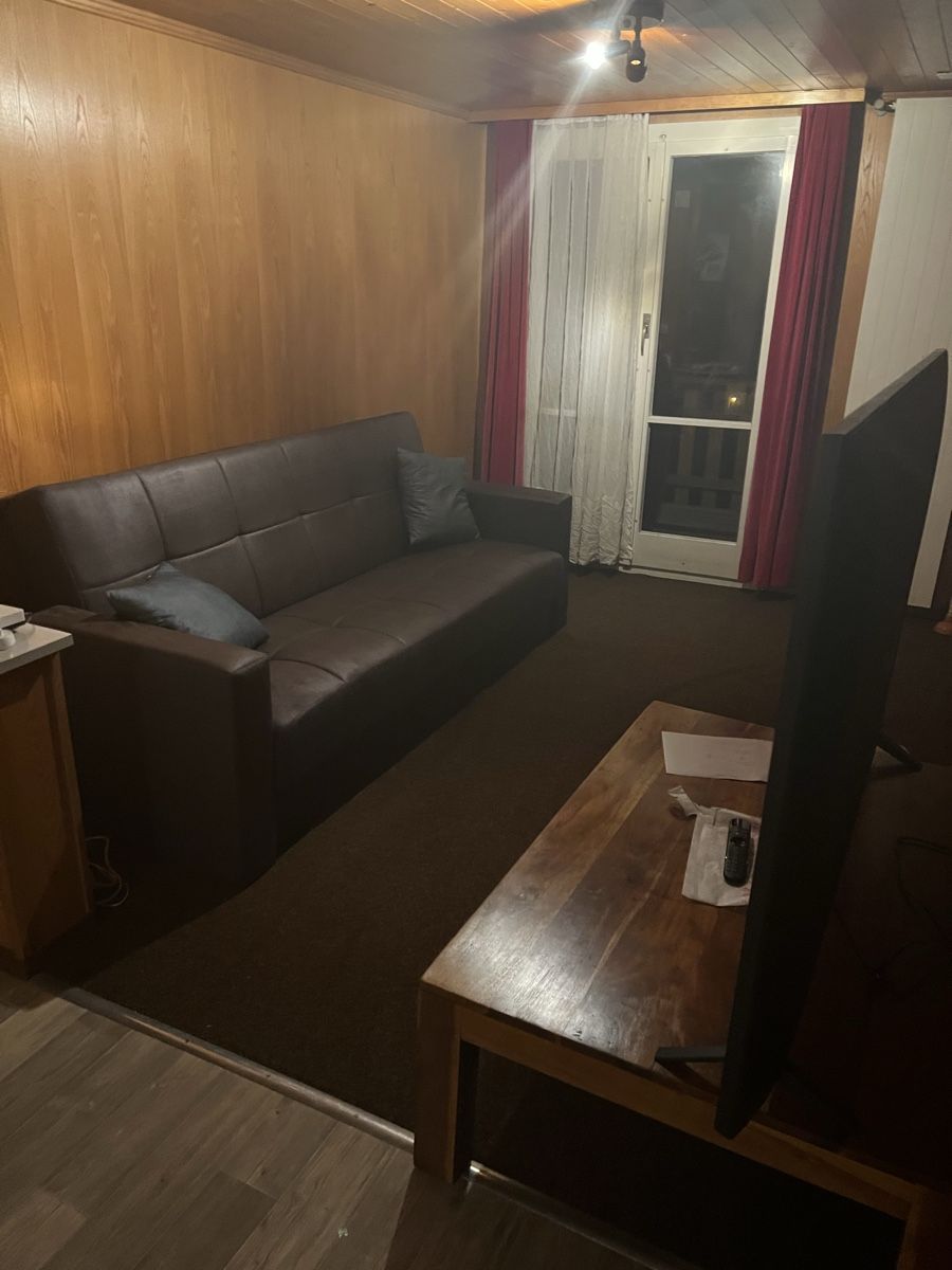 Divani: Vendo divano letto come nuovo – Usato da Dietwil venduto da sim_lp99 2