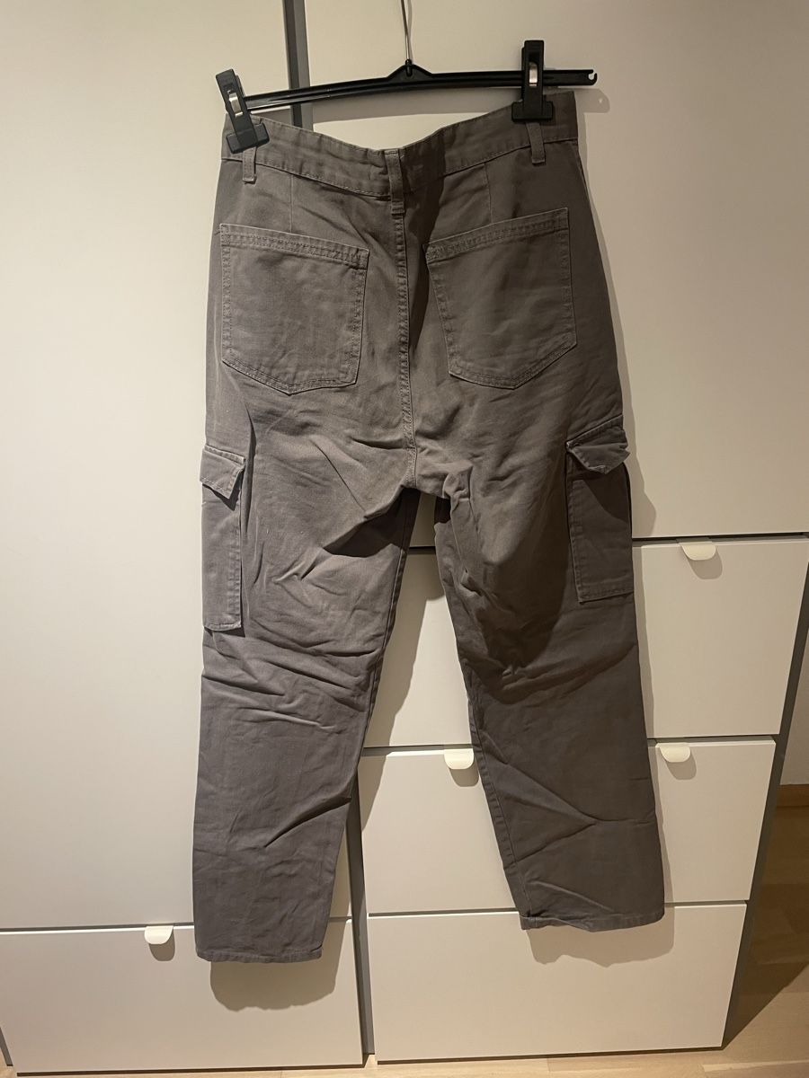 Stradivarius Jeans: Cargot Hosen – Neu (gemäss Beschreibung) aus Schüpfen von ani_gj8r 1