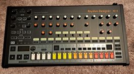 Behringer RD-8 - Roland 808 Klon mit Decksaver (Mint Cond)