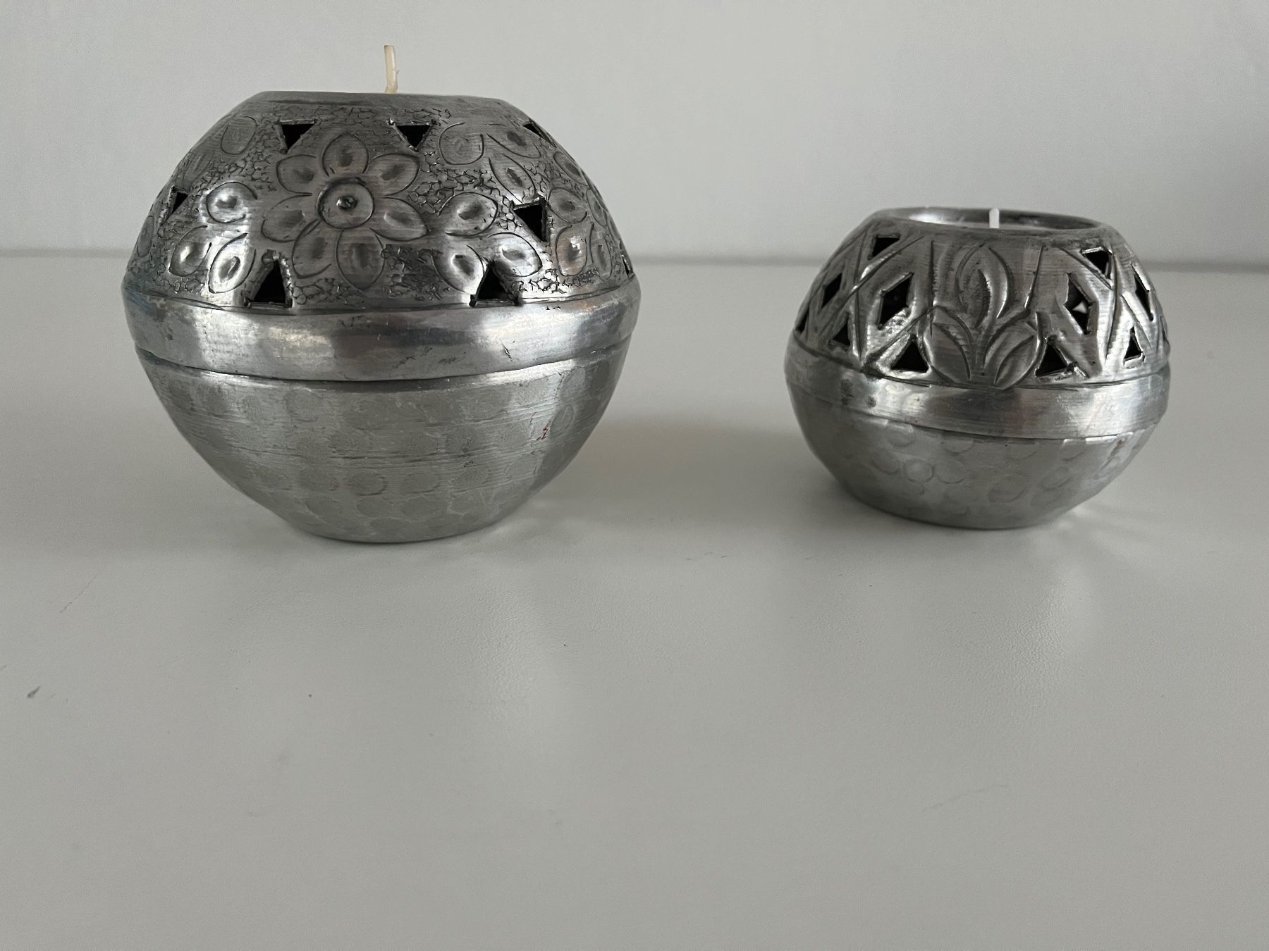 Tutte le decorazioni: 2 Teelichter aus Aluminium – Usato da Wetzikon ZH venduto da seli03 2
