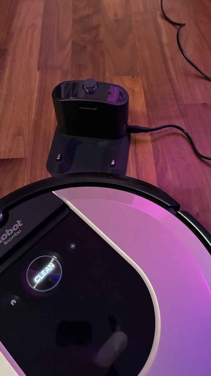 Irobot Aspirateurs & Accessoires: iRobot i7 bzw. i6 – D'occasion à Chur par hue_g2qg 2
