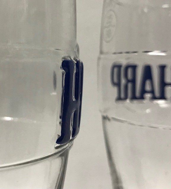 Verres: 2 Biergläser HARP Pint Relief – Neuf (Voir description) à Zürich par gigimai67 2