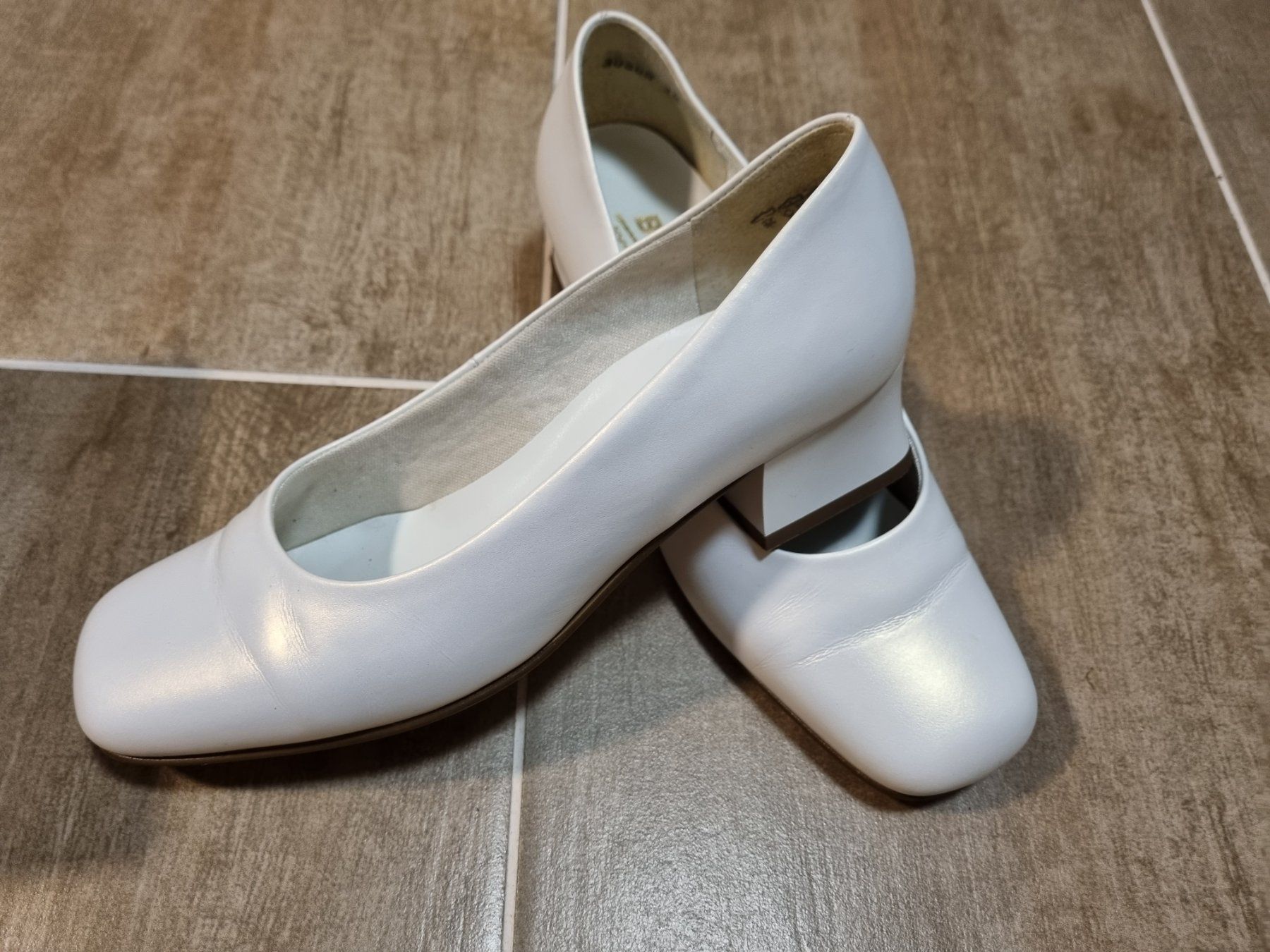 Scarpe da donna: Hochzeitsspumps – Nuovo e nell'imballaggio originale da Gamsen venduto da samsungvs81