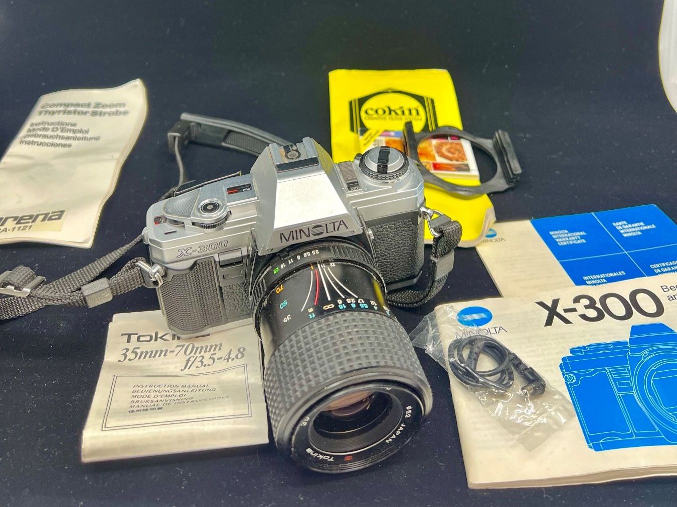 Minolta Kamera: Minolta X-300 + accessoires – Gebraucht aus Sion von ROBY_ROBY_ROBY