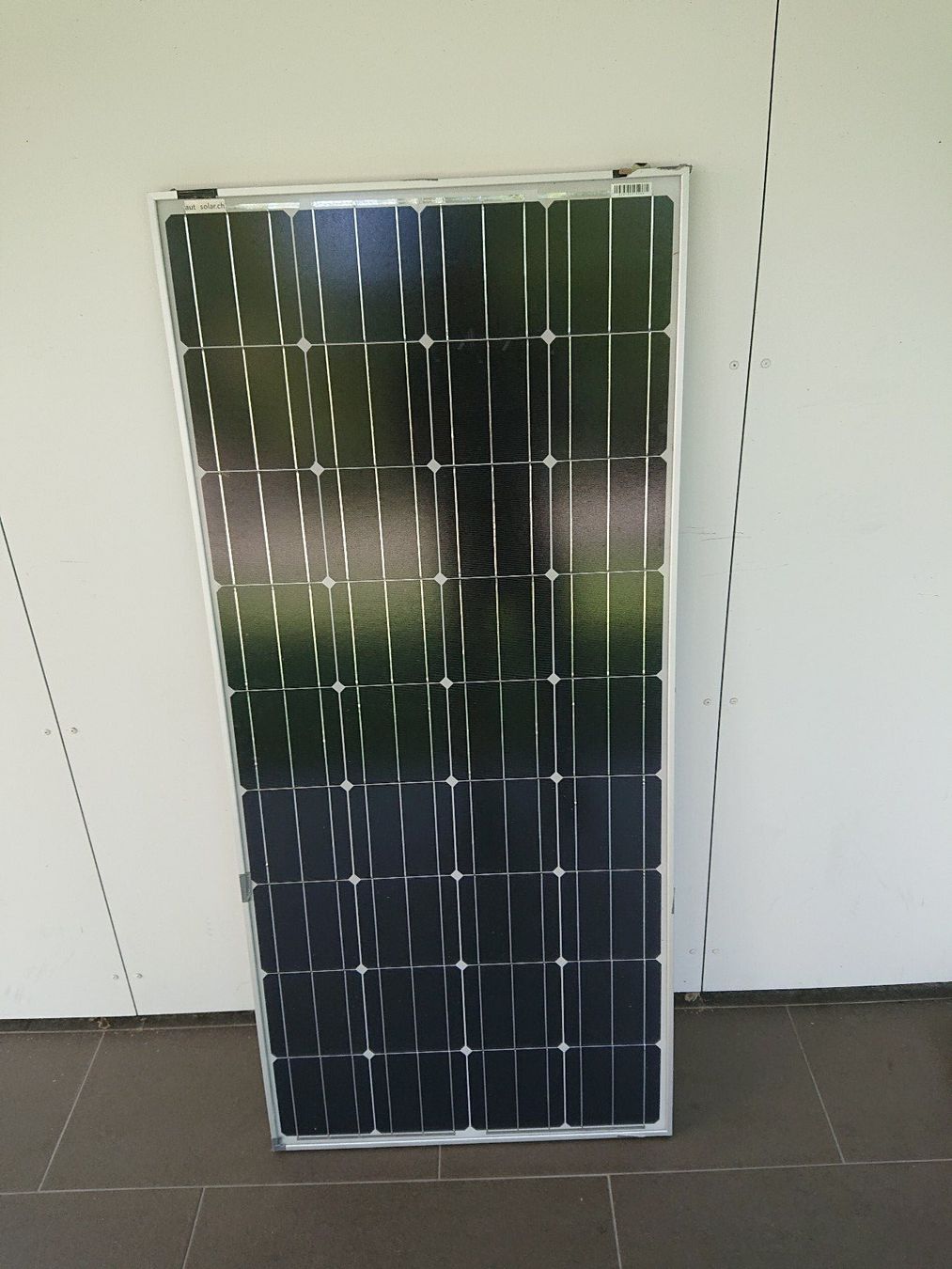 Dispositivi a energia solare: Solaranlage Paket – Usato da Burgdorf venduto da Randomguy17