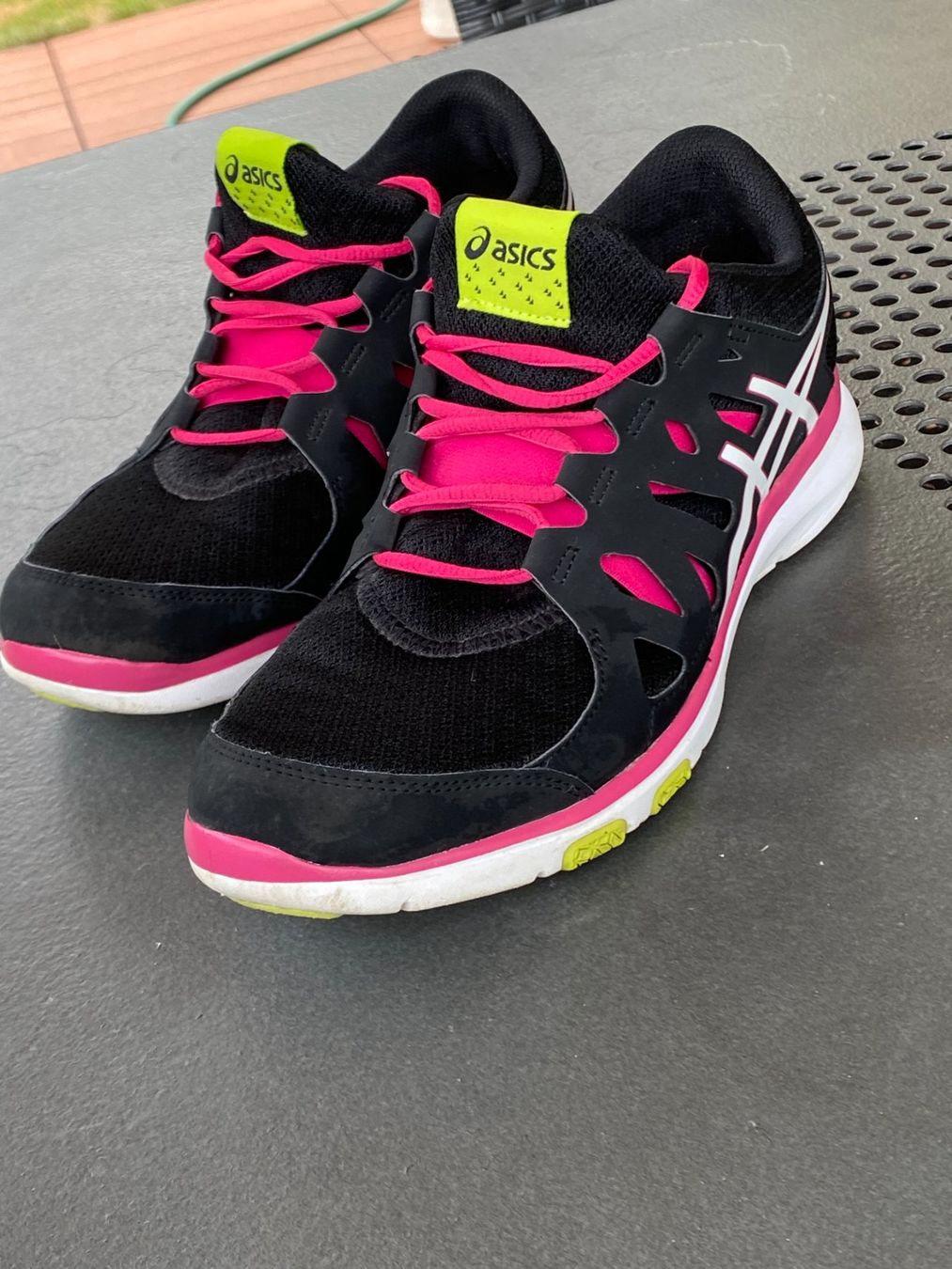 Asics Damenschuhe: ASICS Damenschuhe – Neu (gemäss Beschreibung) aus sirnach von Hausi140