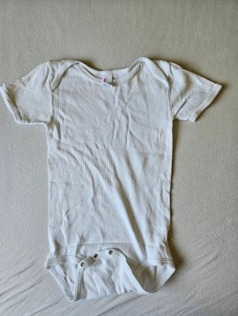 Kurzarm Body Gr. 98 Sanetta