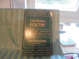 Lesbien Poetry an anthology
