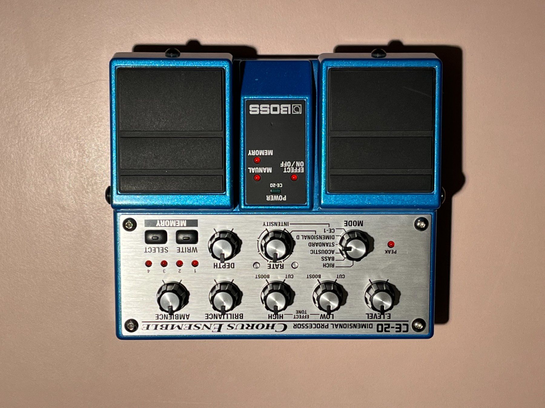 Boss Verstärker: Boss CE20 Chorus Ensemble Twin Pedal – Gebraucht aus Zürich von Renkonsky 4