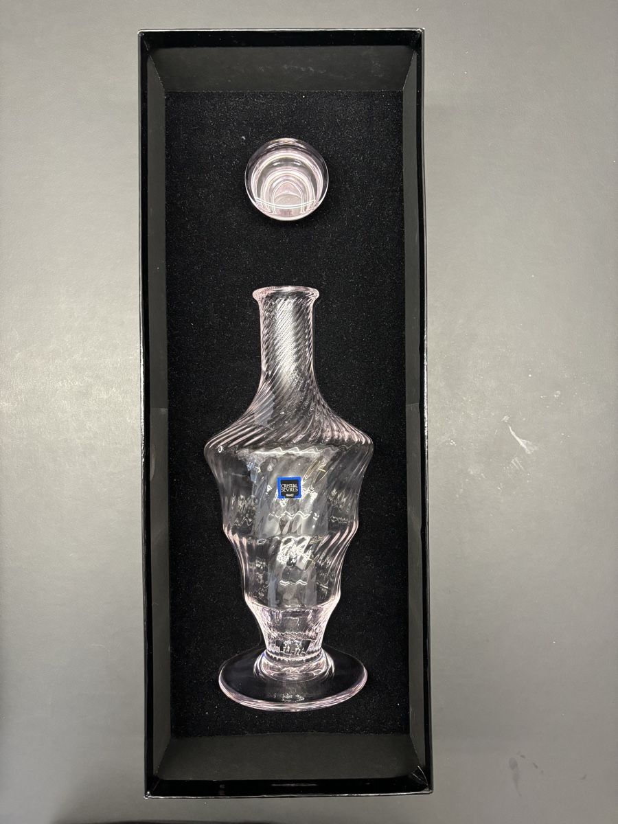 Caraffe: Carafe en Crystal de Sèvres – Nuovo e nell'imballaggio originale da Sion venduto da Alpin_Golf