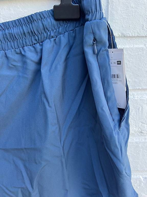 Pantaloni: Blaue Laufshorts – Nuovo e nell'imballaggio originale da Tagelswangen venduto da fireiceprincess 3