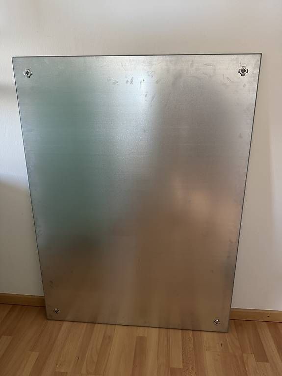 Magnete: Magnetwand mit Glasoberfläche – Gebraucht aus Kirchdorf AG von oli_hfq2 1