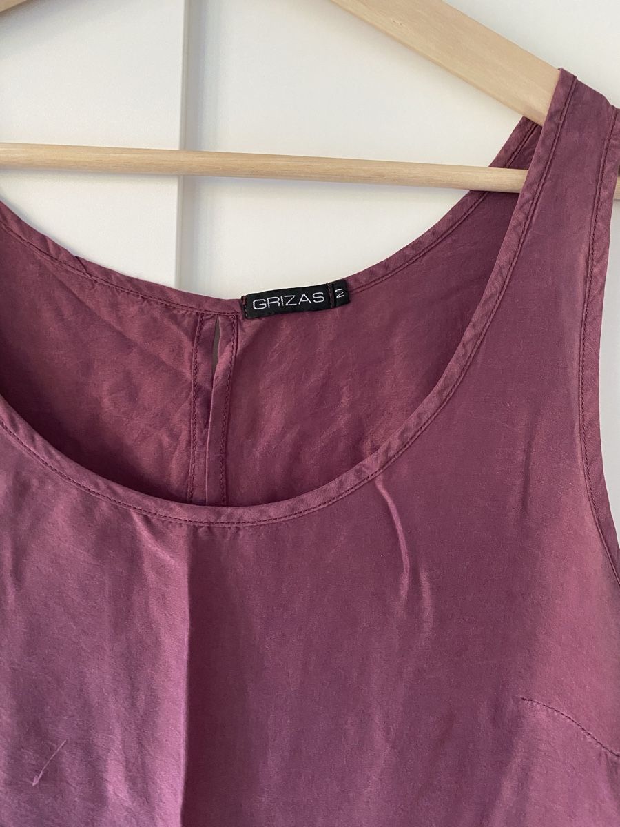 Grizas Top: Débardeur Grizas prune 100% soie taille M – Usato da Villars-sur-Glâne venduto da mel_6q5w 2