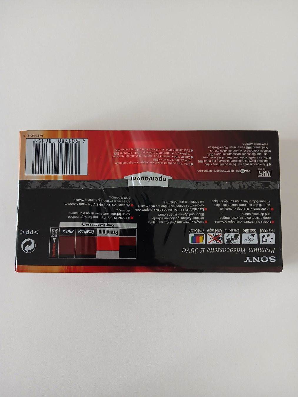 Cassette vuote: Sony Premium 30 Min VHS Kassette neu – Nuovo e nell'imballaggio originale da Berikon venduto da pil_thm8 2