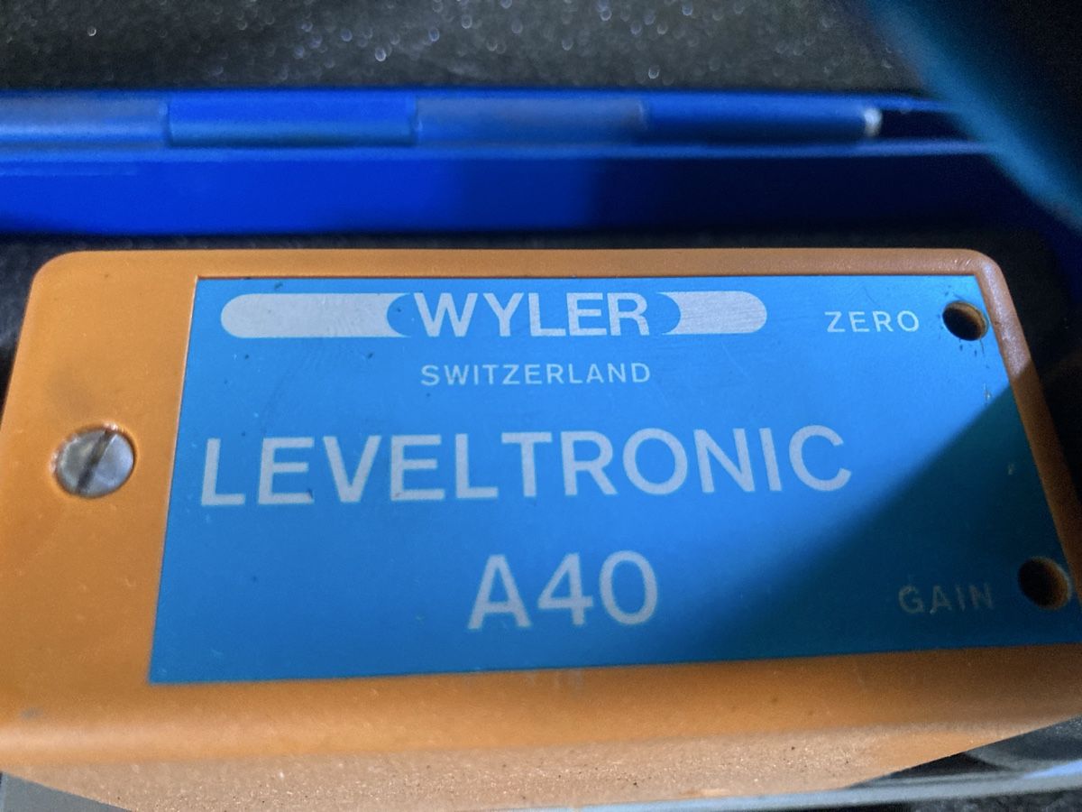 Wyler Misurare: Wyler Leveltronic A40 Set - Präzisionsmessung – Difettoso da Uerkheim venduto da Dealer-4813 2
