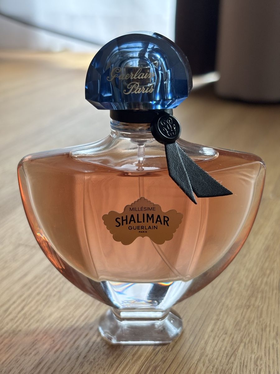 Guerlain Parfum & Eau de Toilette: Guerlain Shalimar Millesime Rose Eau de Parfum 50ml – Gebraucht aus Zürich von Thetimtam 1