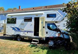 Phönix 7000 RS Alkoven auf Iveco 65C-180 Daily