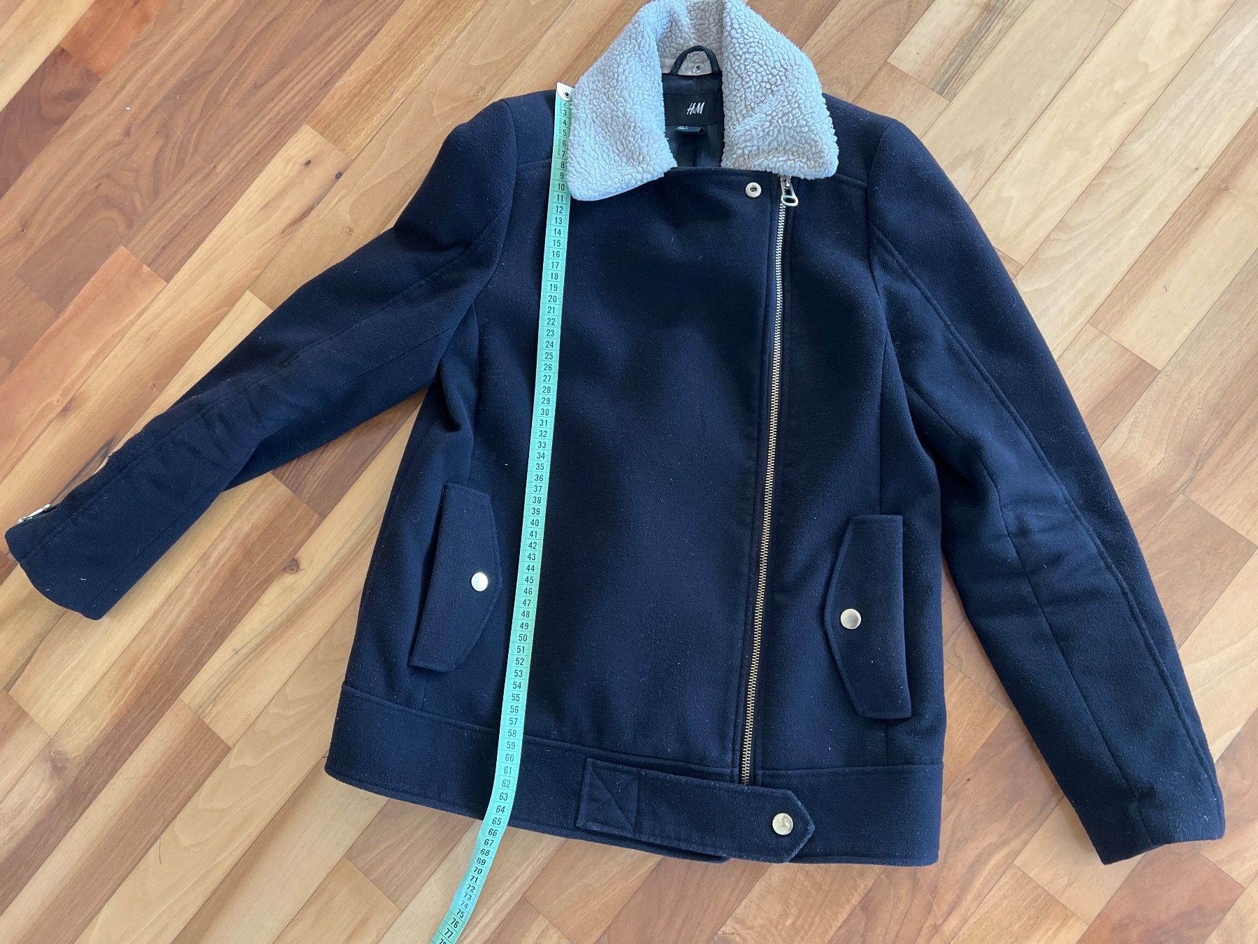 H&M Giacche & Cappotti: Schwarze Filzjacke – Usato da Endingen venduto da chocosweet