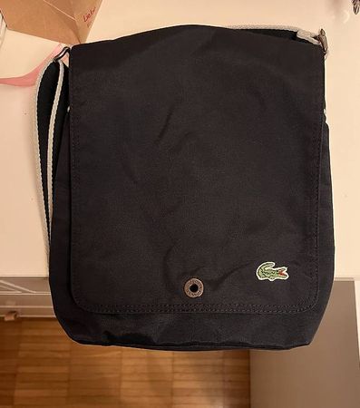 Lacoste Umhängetasche 100% original und NEU
