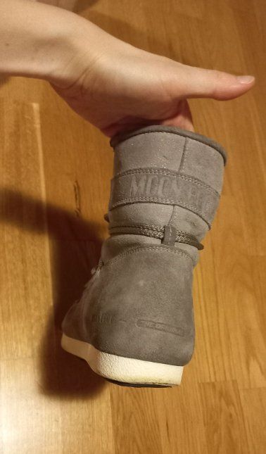Moon Boot Scarpe da donna: Moon Boot Stiefel Gr. 40 Damen – Usato da Zürich venduto da ana_qr77 1
