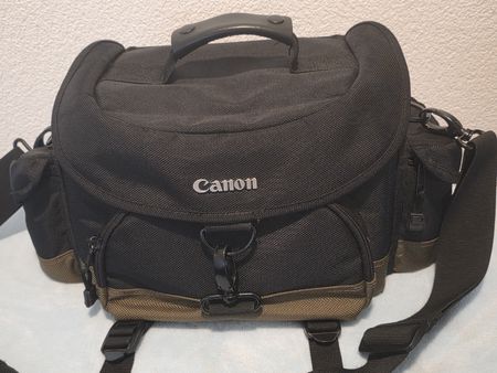 Kameratasche Canon schwarz braun gepolstert guter Zustand