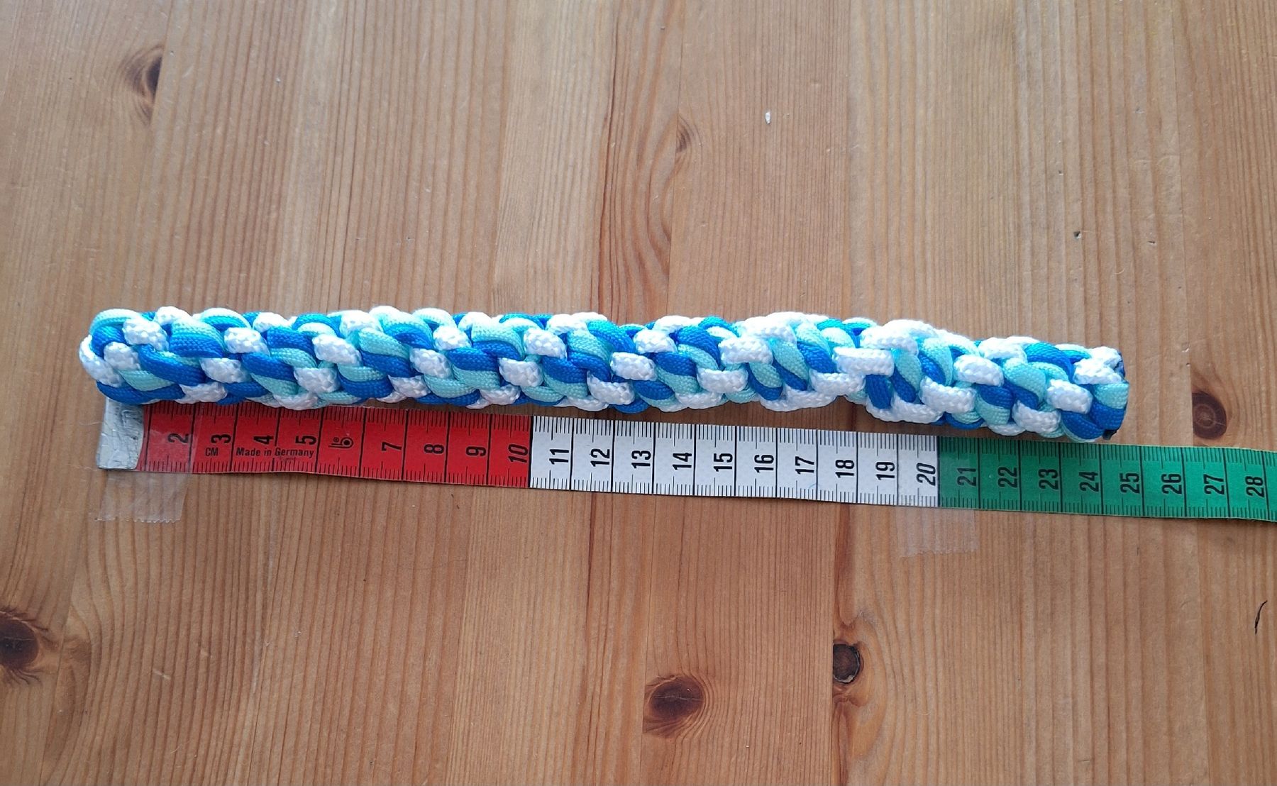 Giocattoli: 3x Paracord-Hundespielzeug – Nuovo (secondo la descrizione) da Goldach venduto da Emma.2015 3