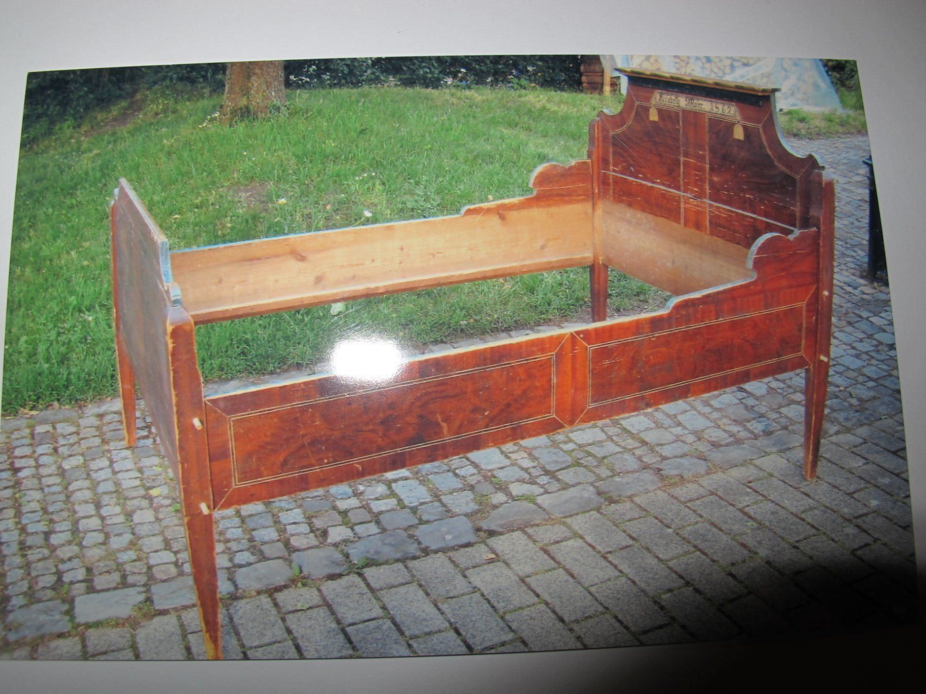 Betten: Antikes Bett E. Moser 1862 – Gebraucht aus Ellikon an der Thur von Schnyvo