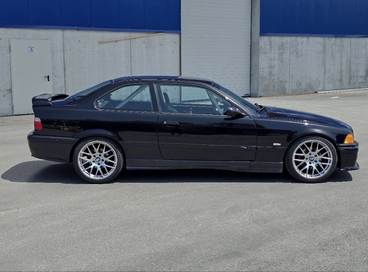 BMW Automobili: BMW 328 i – Usato da Rüti ZH venduto da Digen999 2