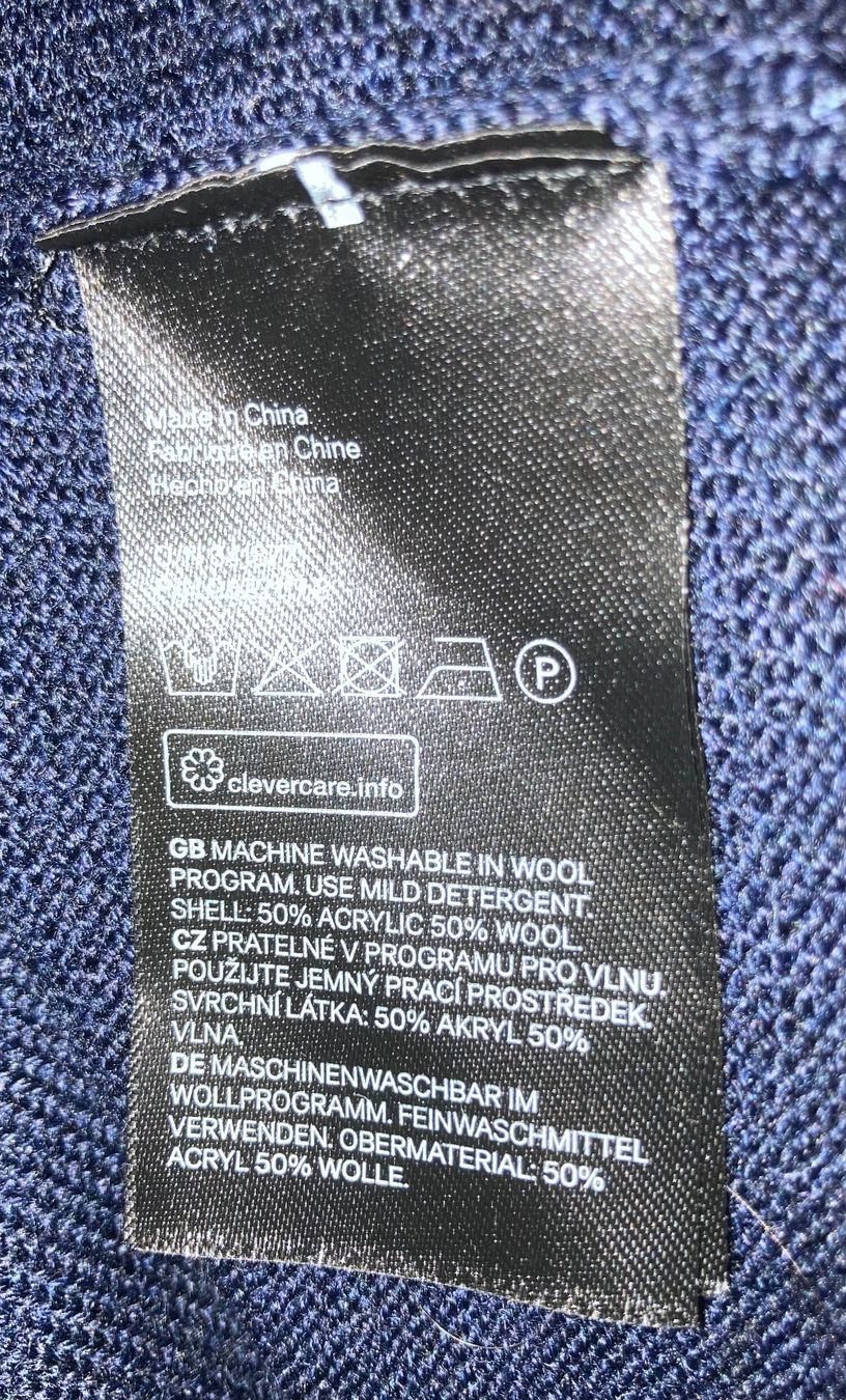 H&M Maglioni & Felpe: Blauer Pullover von H&M, Grösse L, mit Merinowolle-Anteil – Usato da Zürich venduto da Gustavo_Bianco 4