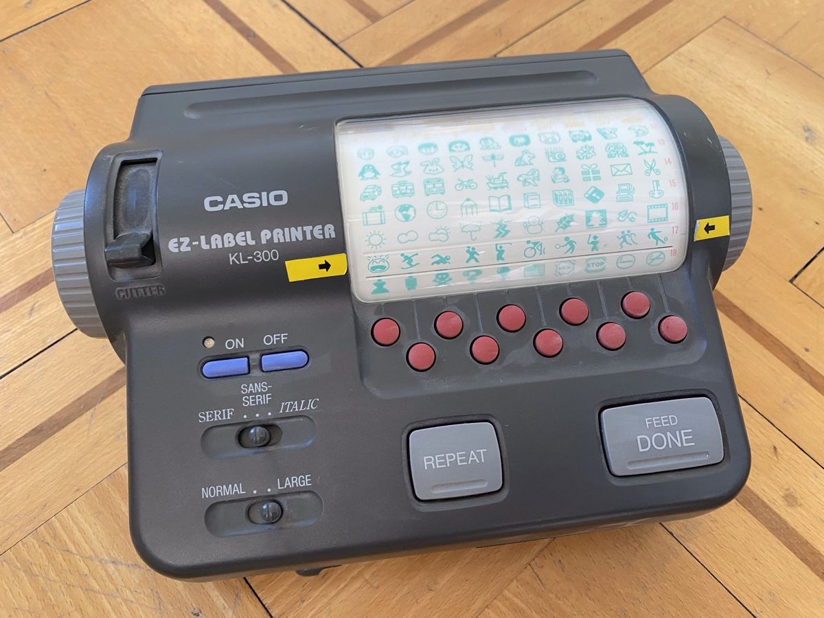 Stampanti: Etikettendrucker: Casio EZ-Label Printer KL-300 – Usato da Rorschach venduto da Fliegenflieger