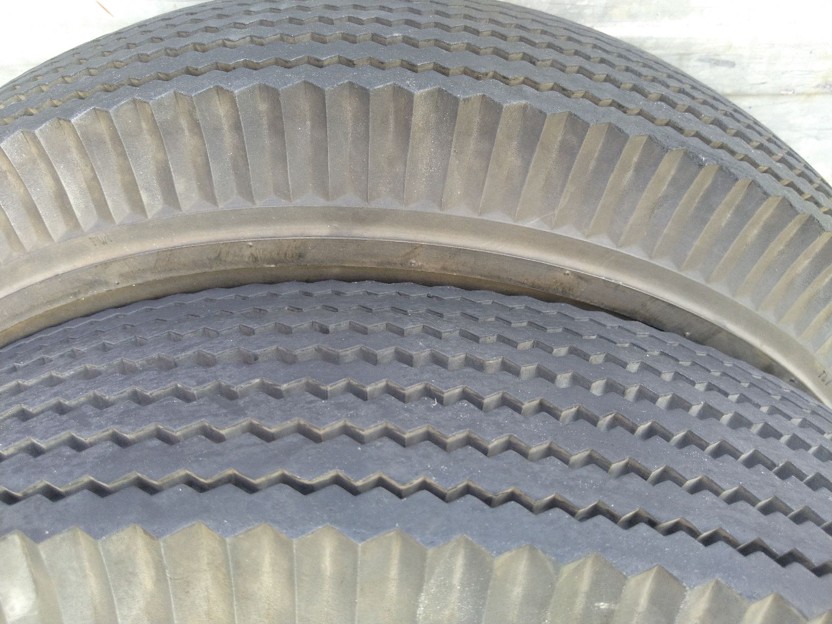Pneus & Roues: Firestone Oldtimer Reifen  – D'occasion à Steinen par Blackcadillac 1