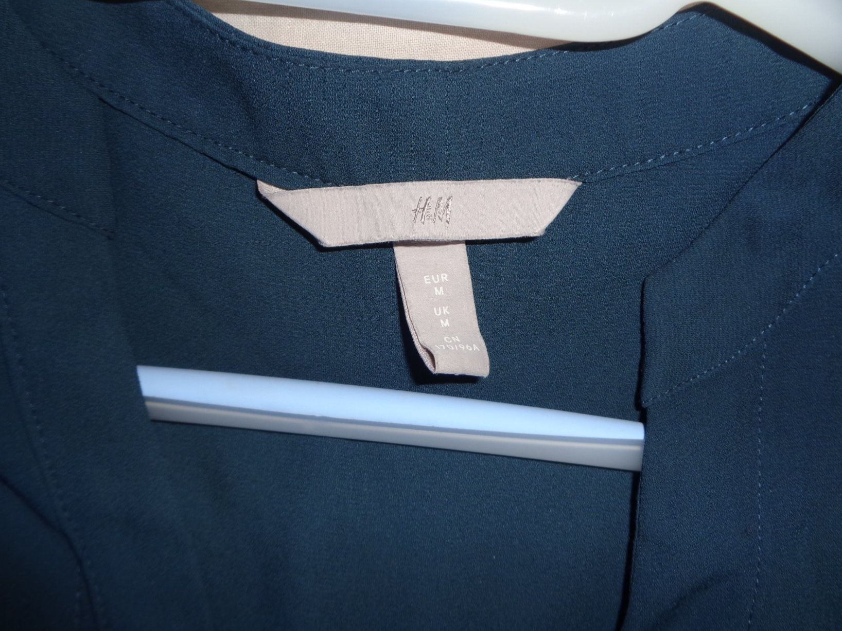 H&M Vestiti: Kleid Damen, H&M, Gr.M – Nuovo (secondo la descrizione) da Tafers venduto da kor_jf9w 1