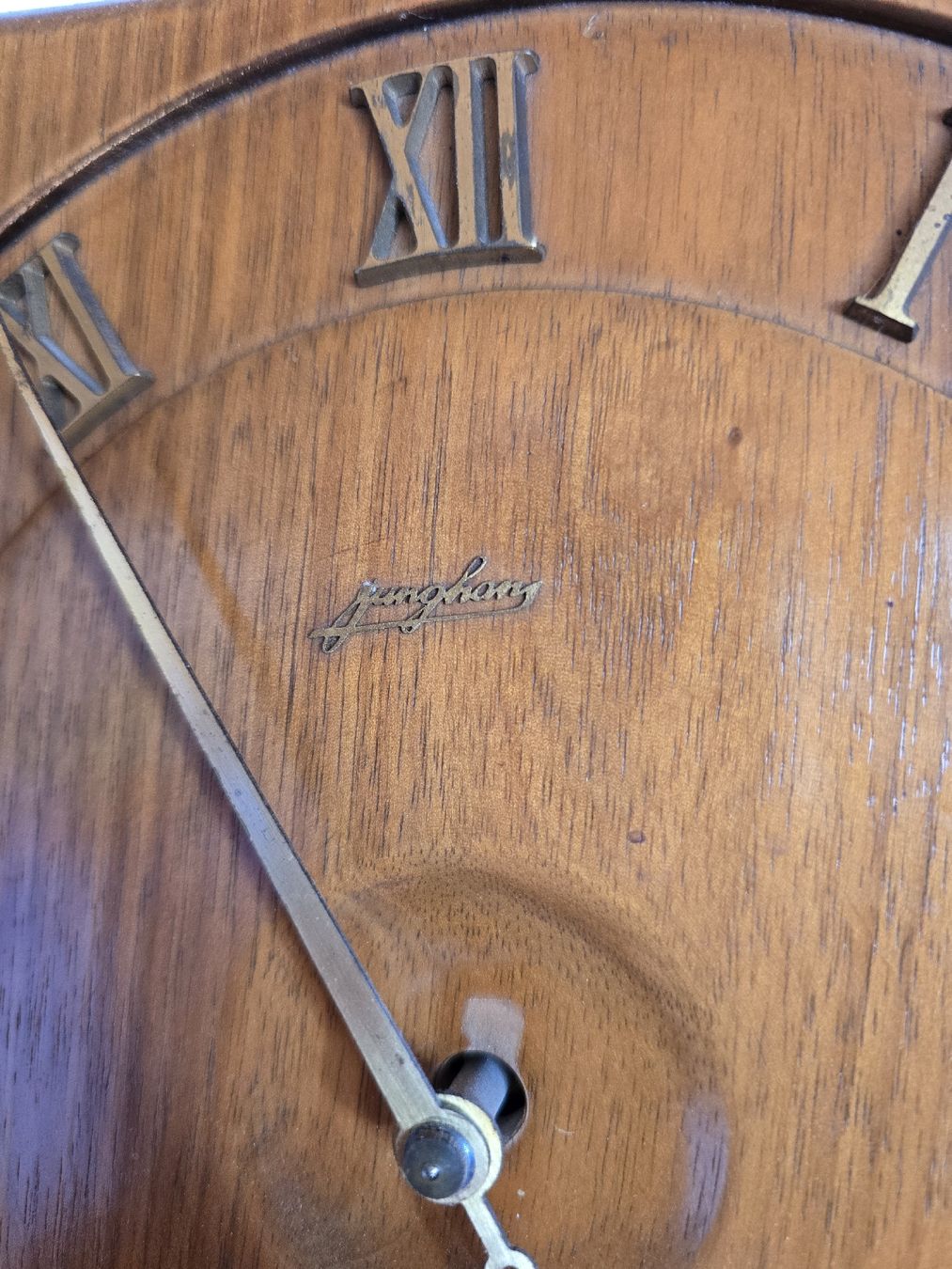 Orologi: Schöne Wanduhr, defekt – Usato da Guschelmuth venduto da lperler 2