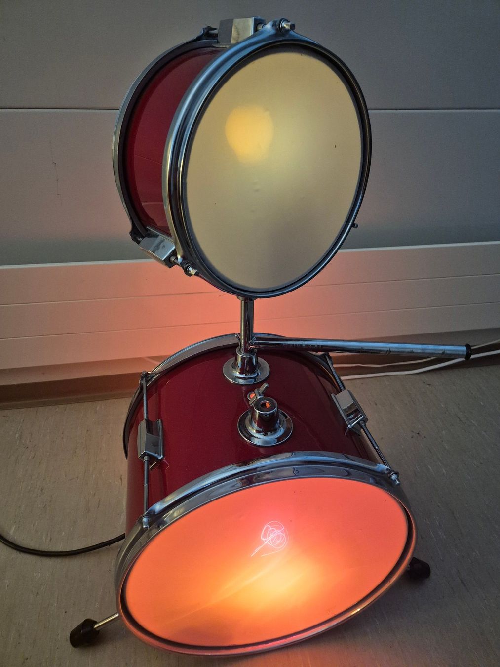 Lampen: coole Trommel-Lampe, Schlagzeug-Lampe, Design-Light – Gebraucht aus Bischofszell von worldoftoday 2