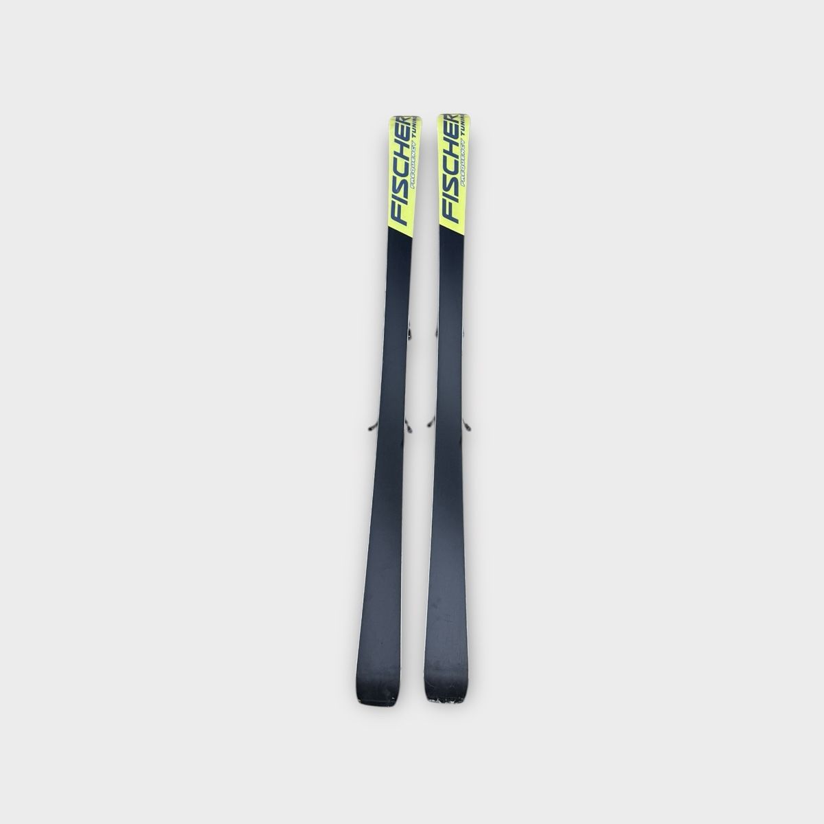 Fischer Skis: Fischer RC4 175cm – Gebraucht aus Murten von Ski-Outlet 4