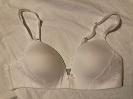 Damen BH Weiss Spitze Grösse 85B Neu!