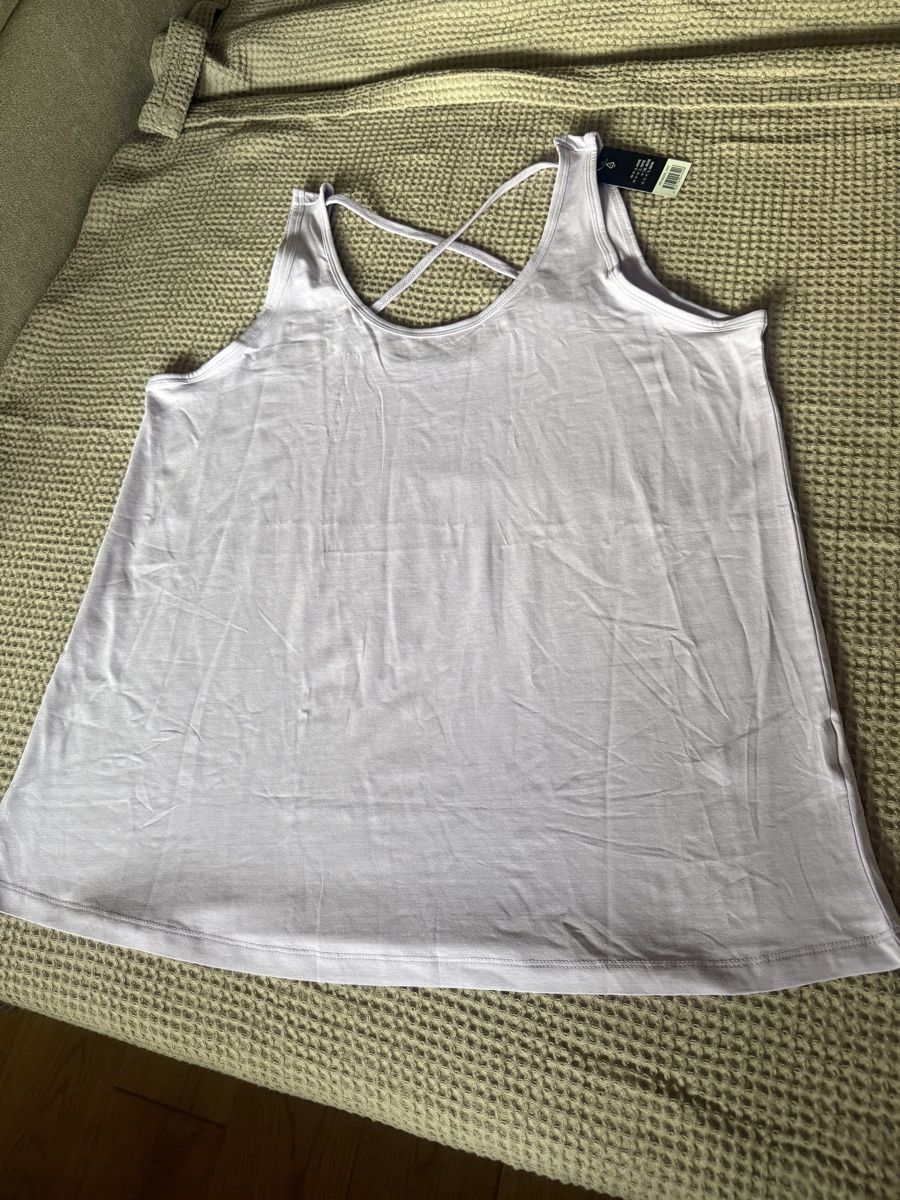 T-shirt: Neues Shirt – Nuovo (secondo la descrizione) da Altishofen venduto da UrsulaP0102