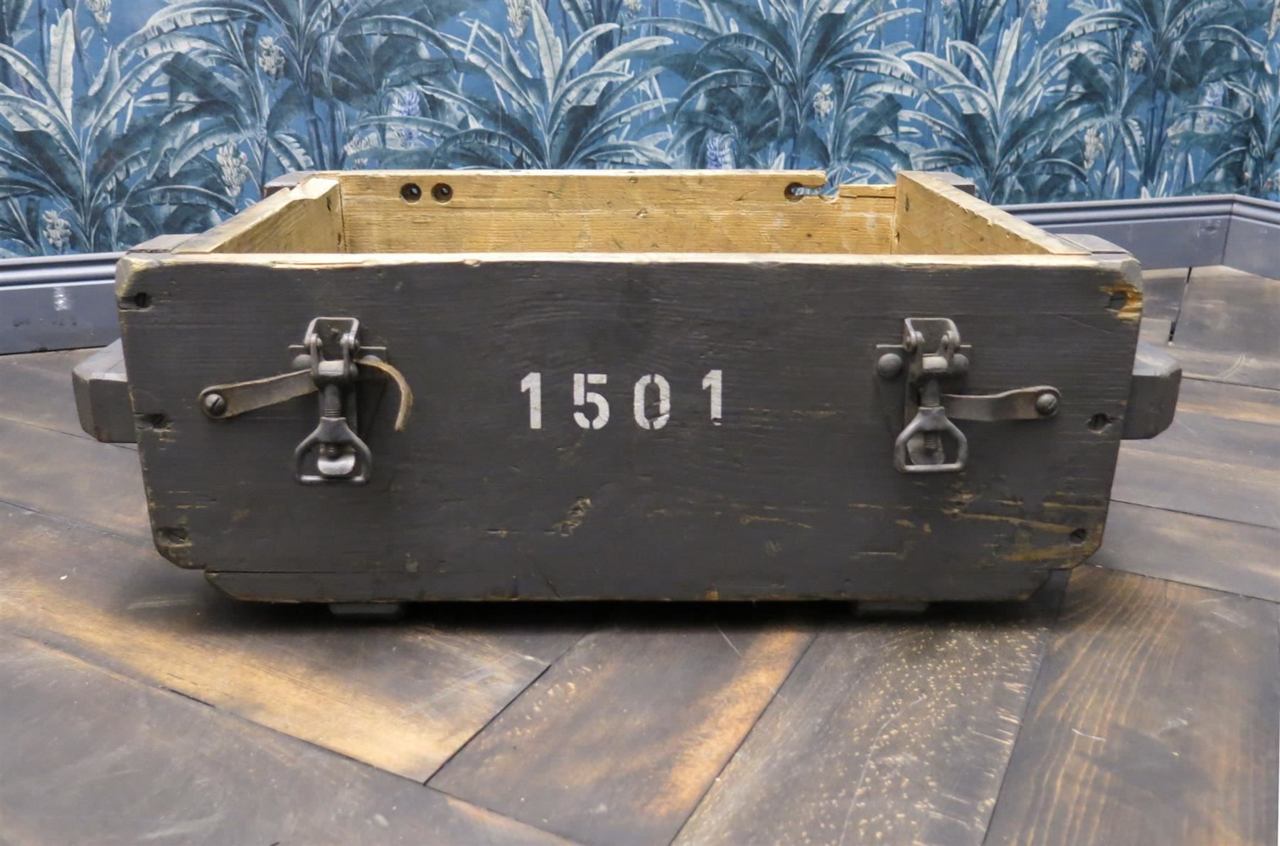 Casse di trasporto: Kiste Industrial Design – Usato da Laufenburg venduto da industrial-silence 1